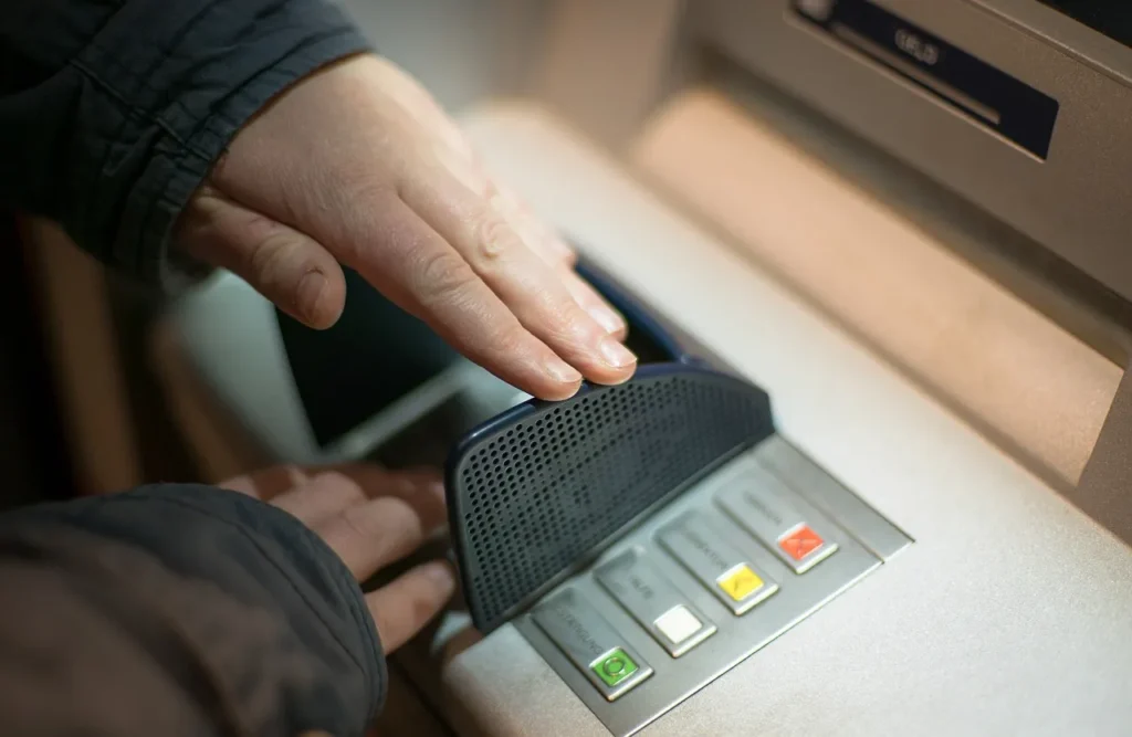 atm-scams-govt-tell-these-8-ways-to-protect-yourself